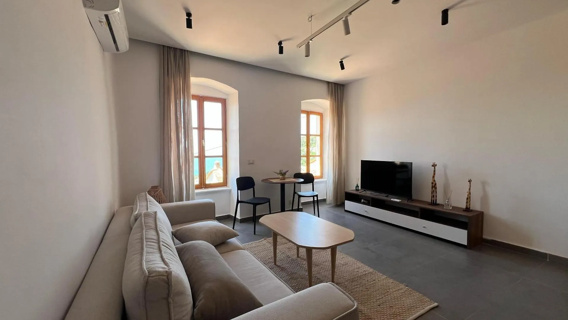 Akil Villa Dhërmi